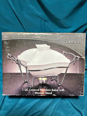 Godinger 1 Qt. Covered Porcelain Baker with Warmer Stand White